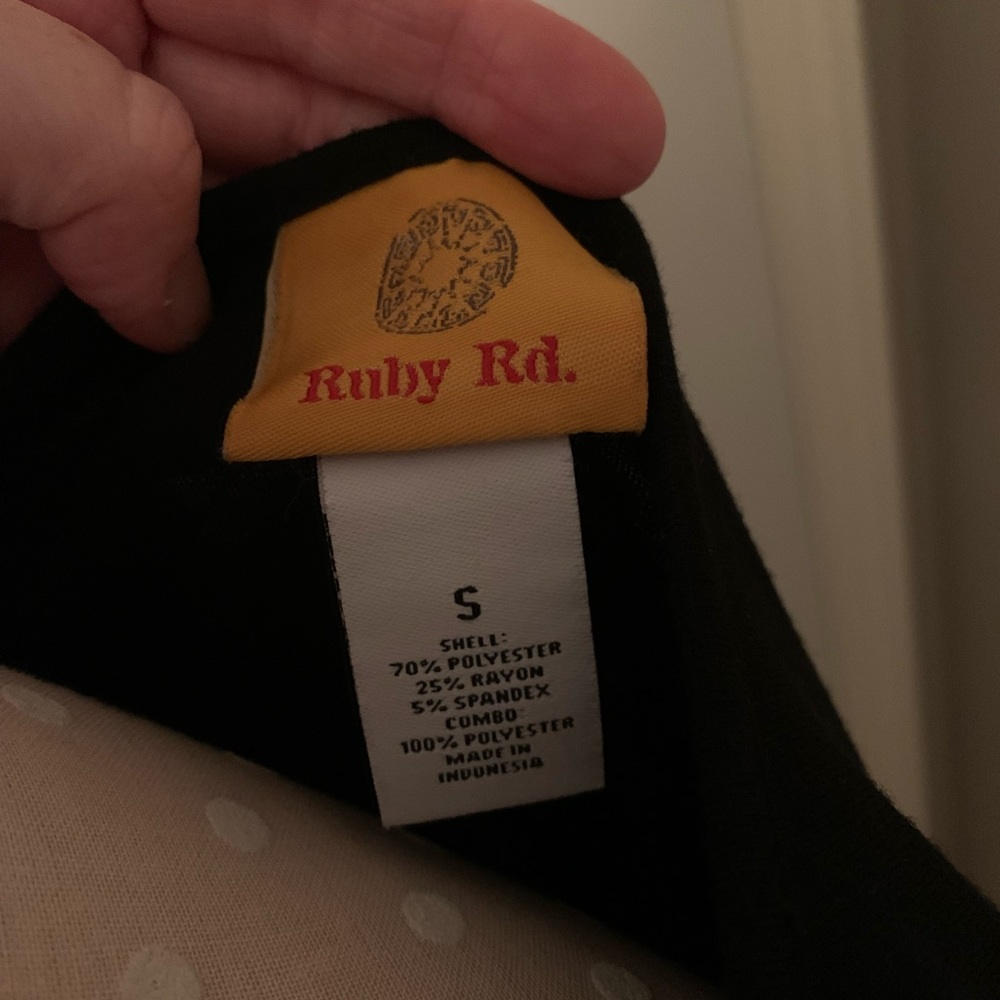 Ruby Rd Tunic Top - Picture 5 of 5